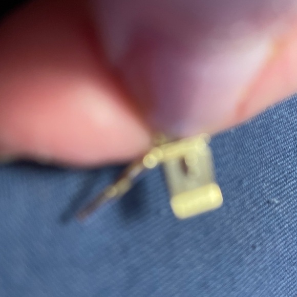 14K Gold Box Link Bracelet - Picture 4 of 7